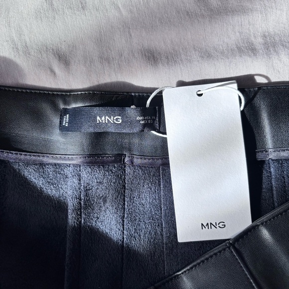 Mango Black Faux Leather Pleated Mini Skirt - Picture 4 of 4